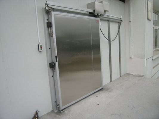 ประตูบานพับแบบเลื่อนไฟฟ้าแบบแมนนวล Walk In Freezer Low Temperature Commercial Cooling Walk In Cooler